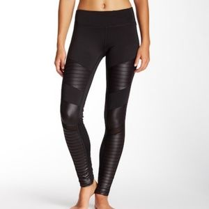 Moto Yoga Leggings